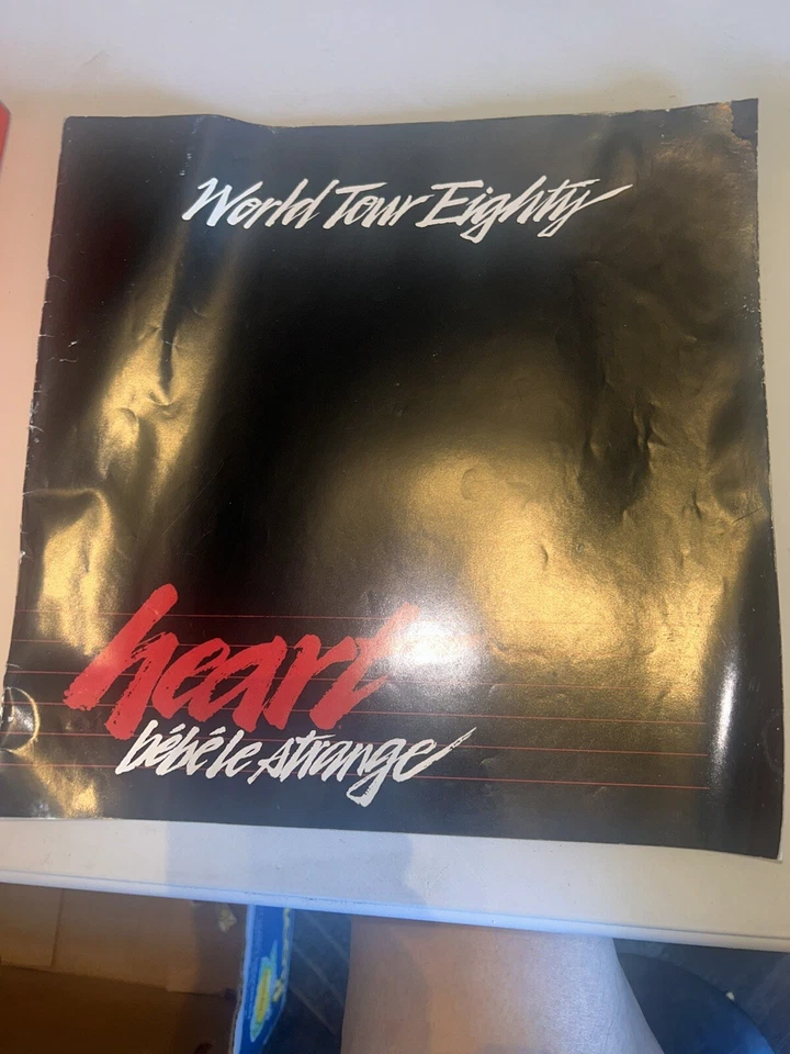 Raro auténtico vintage corazón paquete 8x10 autografiado, boleto, programa de gira 1980 Foto 3 de 4