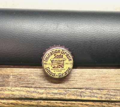 RARE VINTAGE GOOD GRAPE IMITATION SODA POP BEVERAGE CORK BOTTLE CAP / CROWN