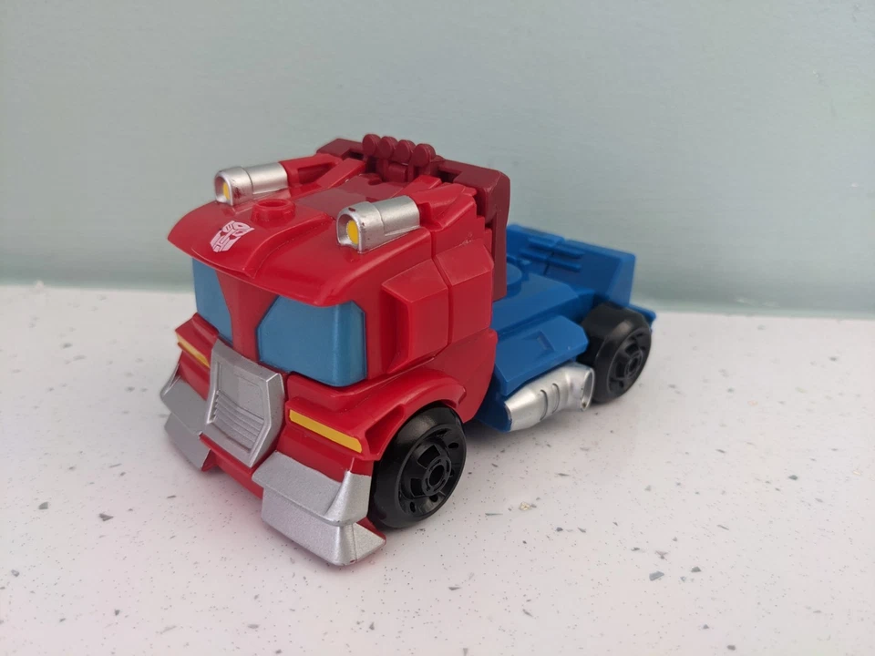 Transformers Playskool Heroes Rescue Bots Academy Classic Heroes Optimus Prime - Image 3 of 3