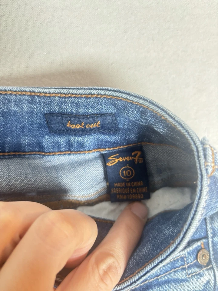 Pantalones de mezclilla elásticos azules corte bota talla 10 Seven 7 Studio para mujer Foto 4 de 4