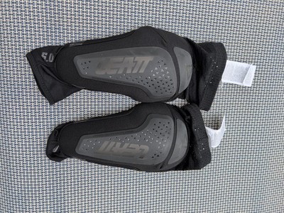 Leatt 3DF 6.0 Elbow Guard
