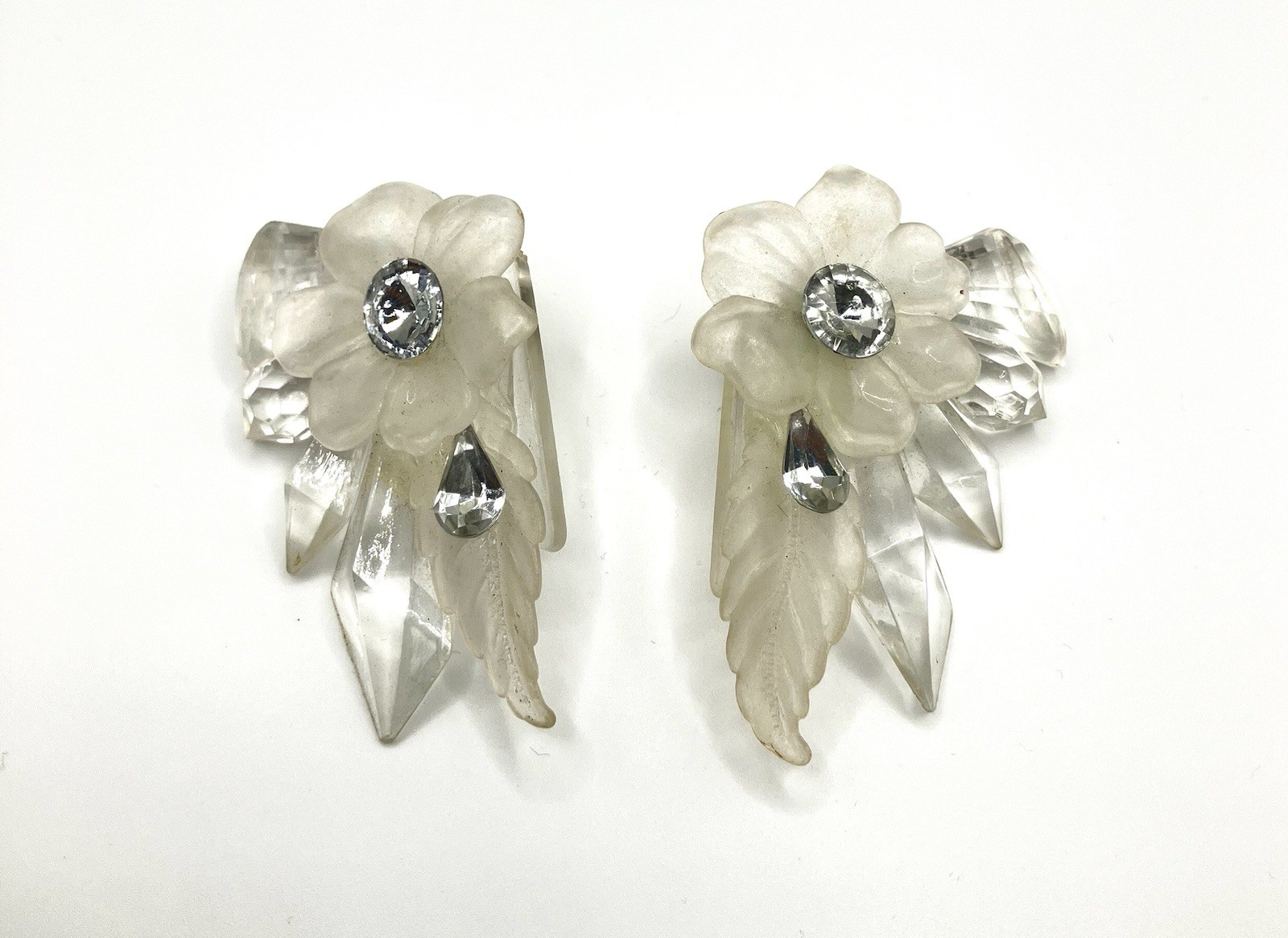 Vintage Lucite & Faux Crystal Flower Earrings - image 1