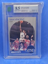 1990 Sam Vincent NBA Hoops #223  Shows Michael Jordan Wearing #12 MNT 8.5