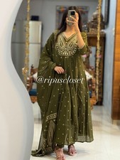 Cotton set printed floral on kurta slit with highlights and beautiful placed