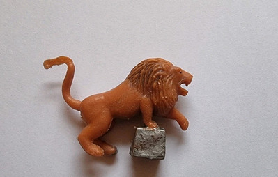 Kelloggs Sugar Smacks LÖWE Zirkus Figur Crescent Toys 1959-60
