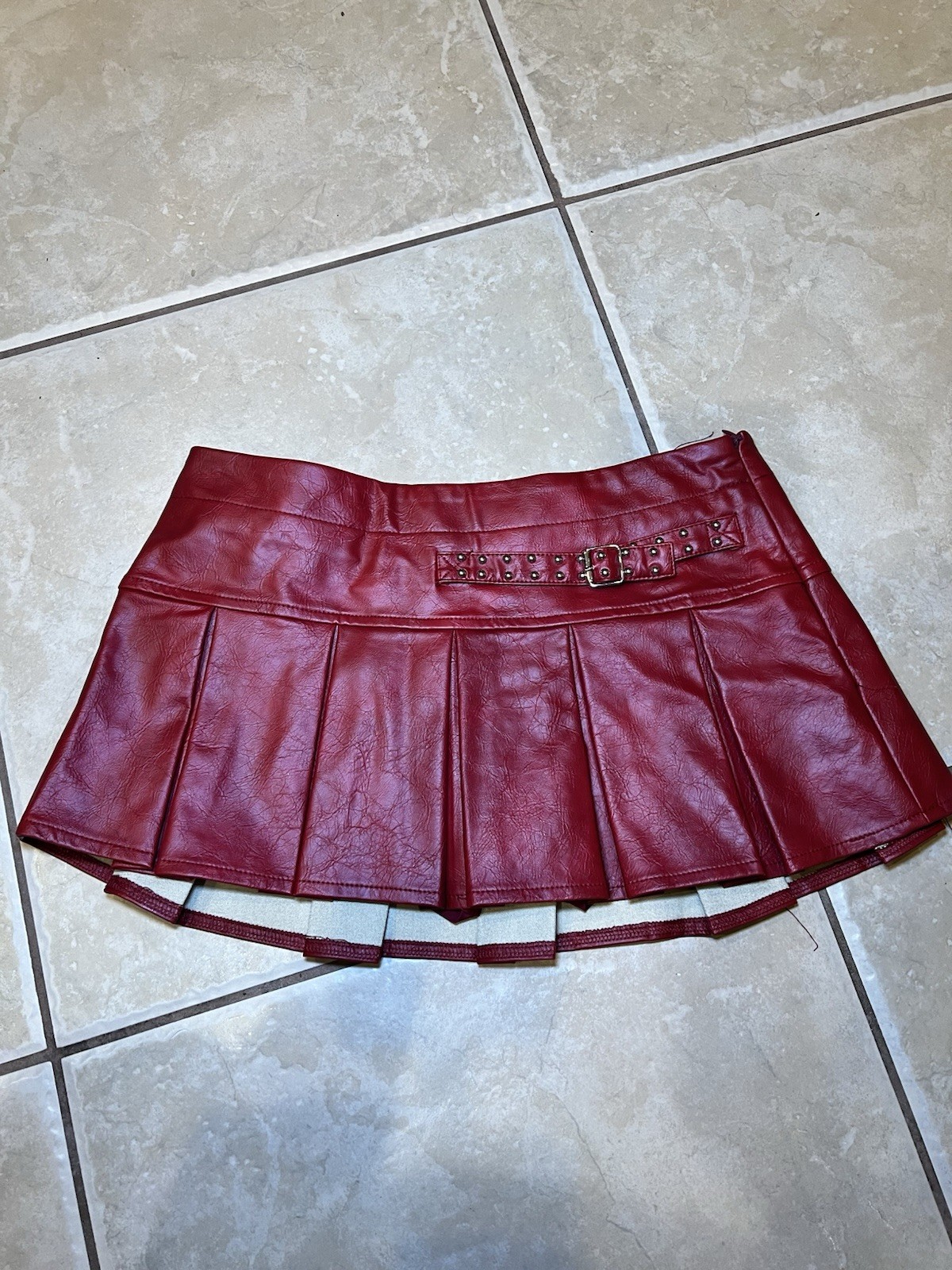 Edikted Women's Carmine Red Pleated Faux Leather Mini Skirt Size Small