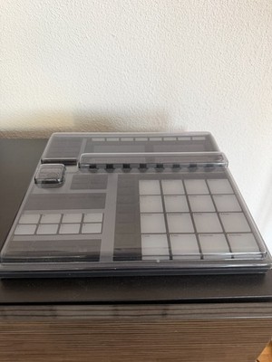 Native Instruments Maschine+ inklusive Komplete 13 Ultimate und Decksaver