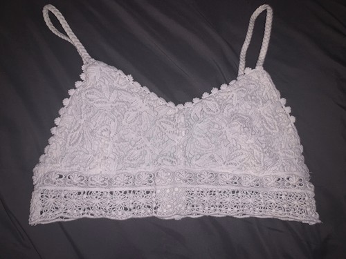 pull and bear bralette