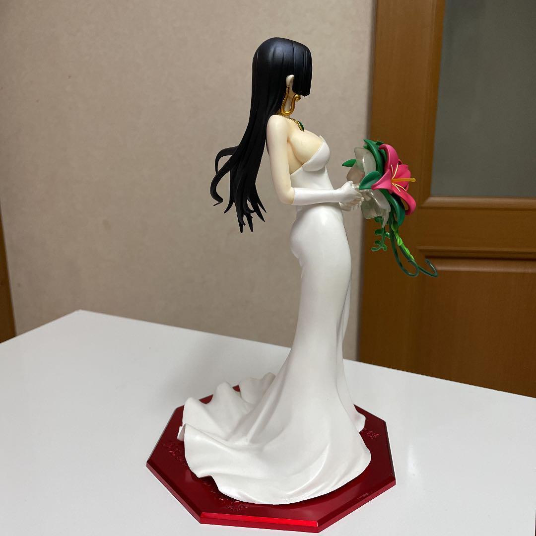Excellent Model Limited Edition Boa Hancock Figure Wedding Ver