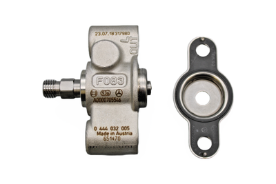 New Genuine Mercedes-Benz Diesel Injection Valve A0000705546 | eBay