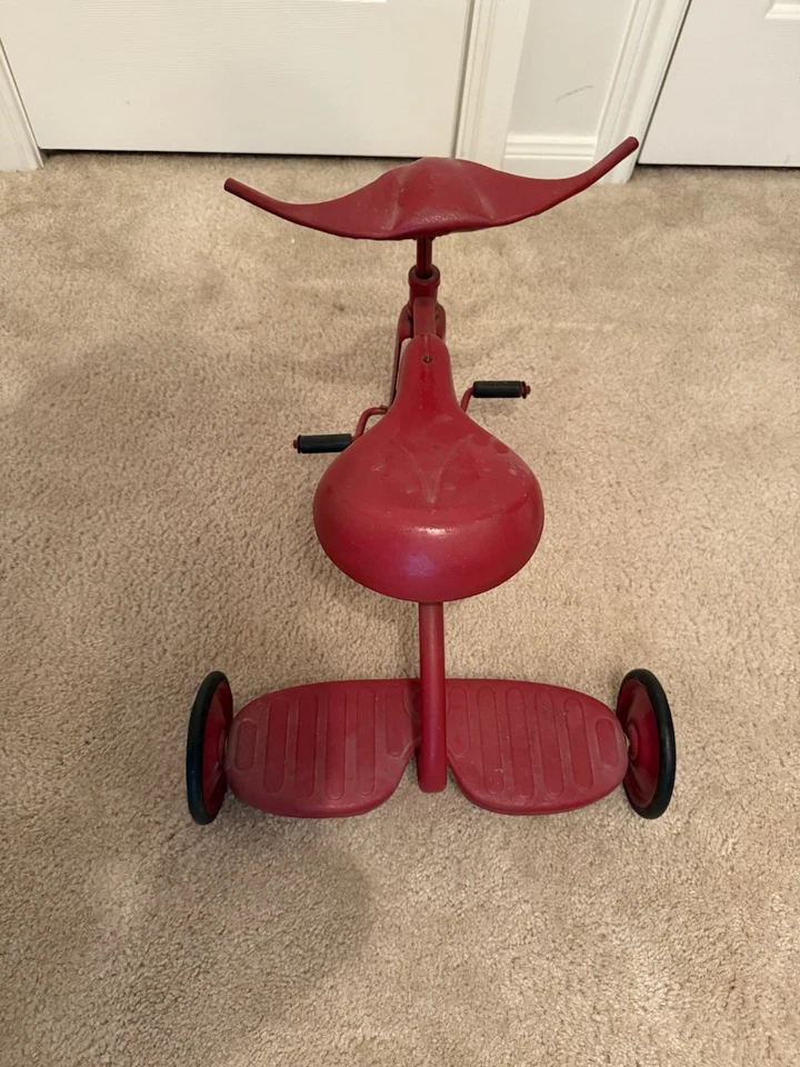Triciclo infantil antigo raro vermelho asa de morcego guidão rodas de metal sem marca 16 polegadas - Imagem 4 de 4
