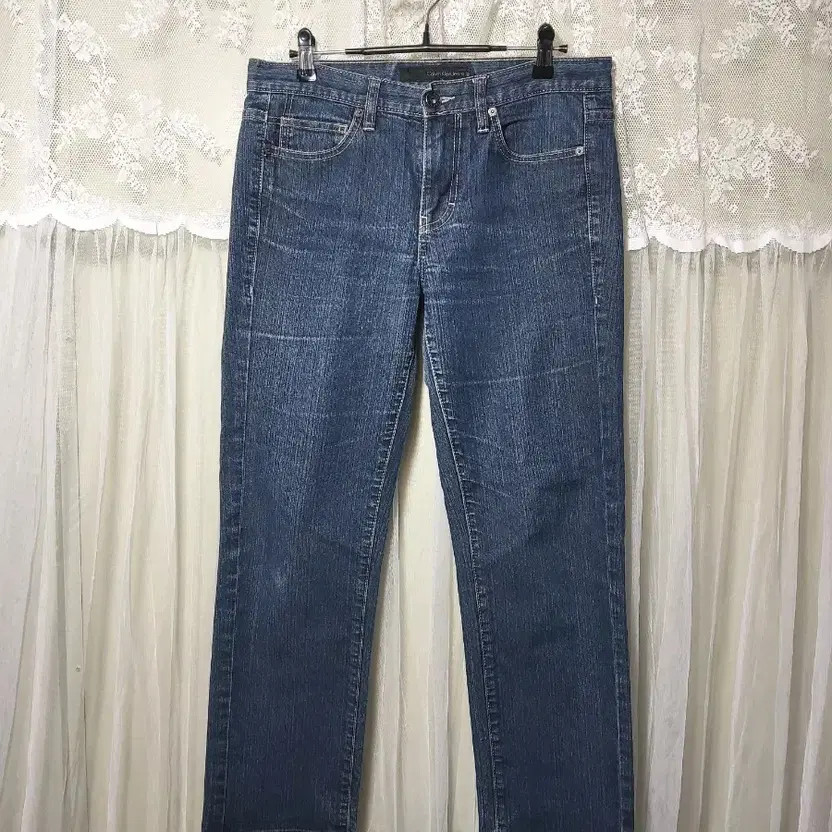 Calvin Klein Women's Dark Blue Jeans Size 28/6 Classic Fit thumbnail 7