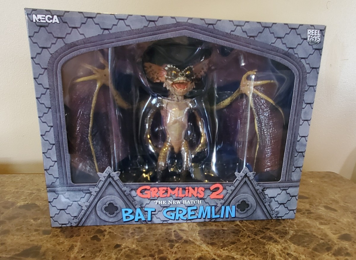 GREMLINS BAT GREMLIN NECA フィギュア Amazon.com: NECA Gremlins 2 Deluxe Bat Gremlin 6-Inch Action
