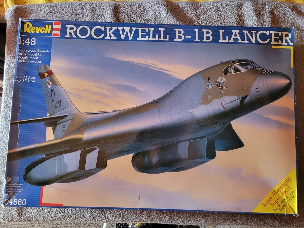 Revell Rockwell B-1B Lancer Plastic Model Kit #04560 1:48 Scale