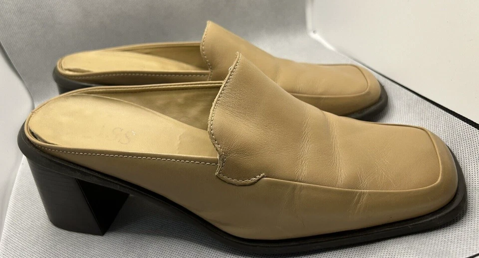 GUESS Mocasines de Cuero para Mujer 7.5 Sin Cordones Tacón Grueso Años 90 Elegante Boho atemporal Foto 3 de 4