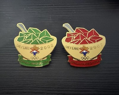 Salt Lake 2002 Olympic Official Snack of Utah Pinbacks Set 2 Green Red