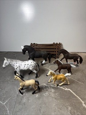 Schleich Horse Lot Appaloosa Friesian Bay Mare Foals Stable Fence Farm Figures