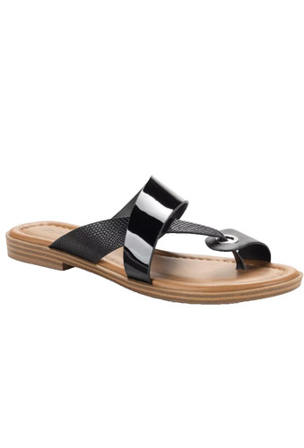 Women's Style & Co Sandal. Black with silver. Size 9. New in box.