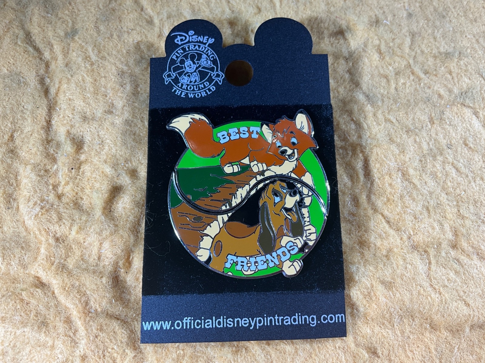 I12-15 DISNEY PIN - TOD & COPPER FROM FOX AND THE HOUND / BEST FRIENDS 2 PIN SET