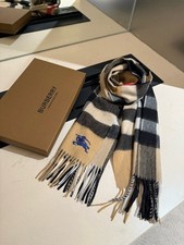 Burberry 100 Cashmere Grey Scarf