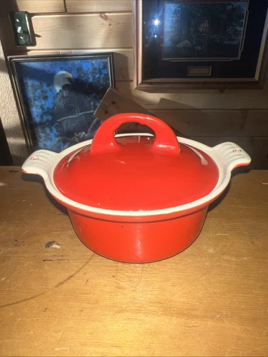 Griswold Cast Iron #67 Serving Casserole Dish In Red And White Enamel. Lid 67C