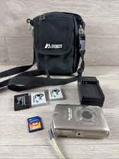 Canon PowerShot SD900 DIGITAL ELPH 10.0 MP Digital Camera SD Card w/ Case