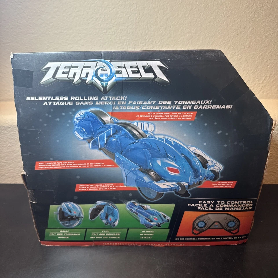 Terrasect Remote Control Transforming Vehicle Roll Flip Attack NEW In Box - Image 2 of 3