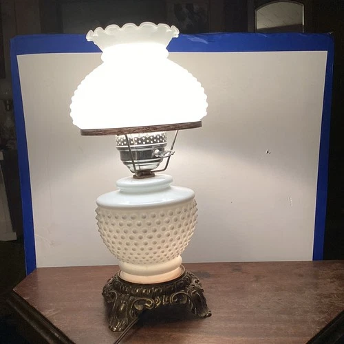 MILK Glass HOBNAIL 16” TABLE Lamp  Accurate Casting Co. Inc.Vintage 1950s-60s