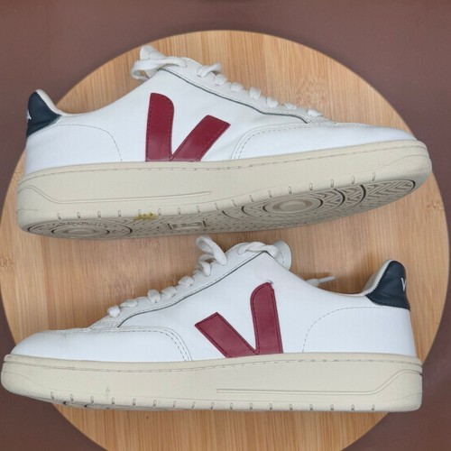 Veja V-12 Leather Low Sneakers Women’s Sz 9 - Picture 4 of 12