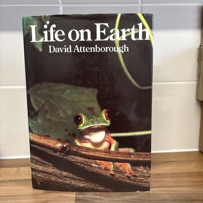 David Attenborough Life on Earth Signed 1979 reprint Hardcover no dedication 