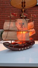 Vintage Segelschiff Aus Holz mit Lampe Maritimer Klassiker. Tischlampe Holz