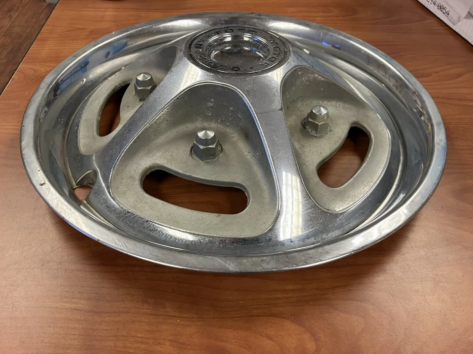 Колпак ступицы колеса 1971 1972 1973 1974 1975 1976 1977 1978 1979 Ford F-100 F150 - Изображение 2 из 3