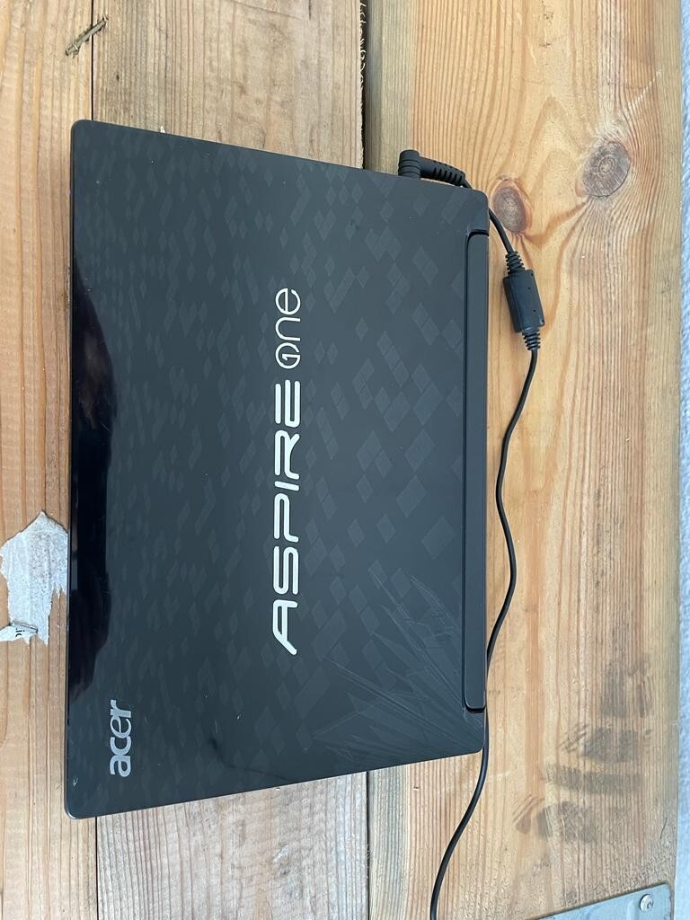 MINI PC Acer Aspire One d260 250gb hdd 1gb ram UBUNTU PORTATILE