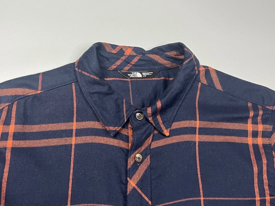 The North Face men's flannel shirt L - Image 3 of 4
