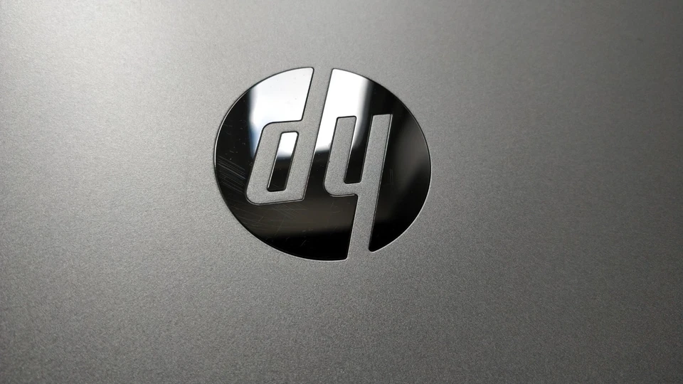 HP Pavilion 17 Notebook - Intel Core i5-6200U GeForce 940M 8GB RAM 1TB HDD Win10 - Image 3 of 4