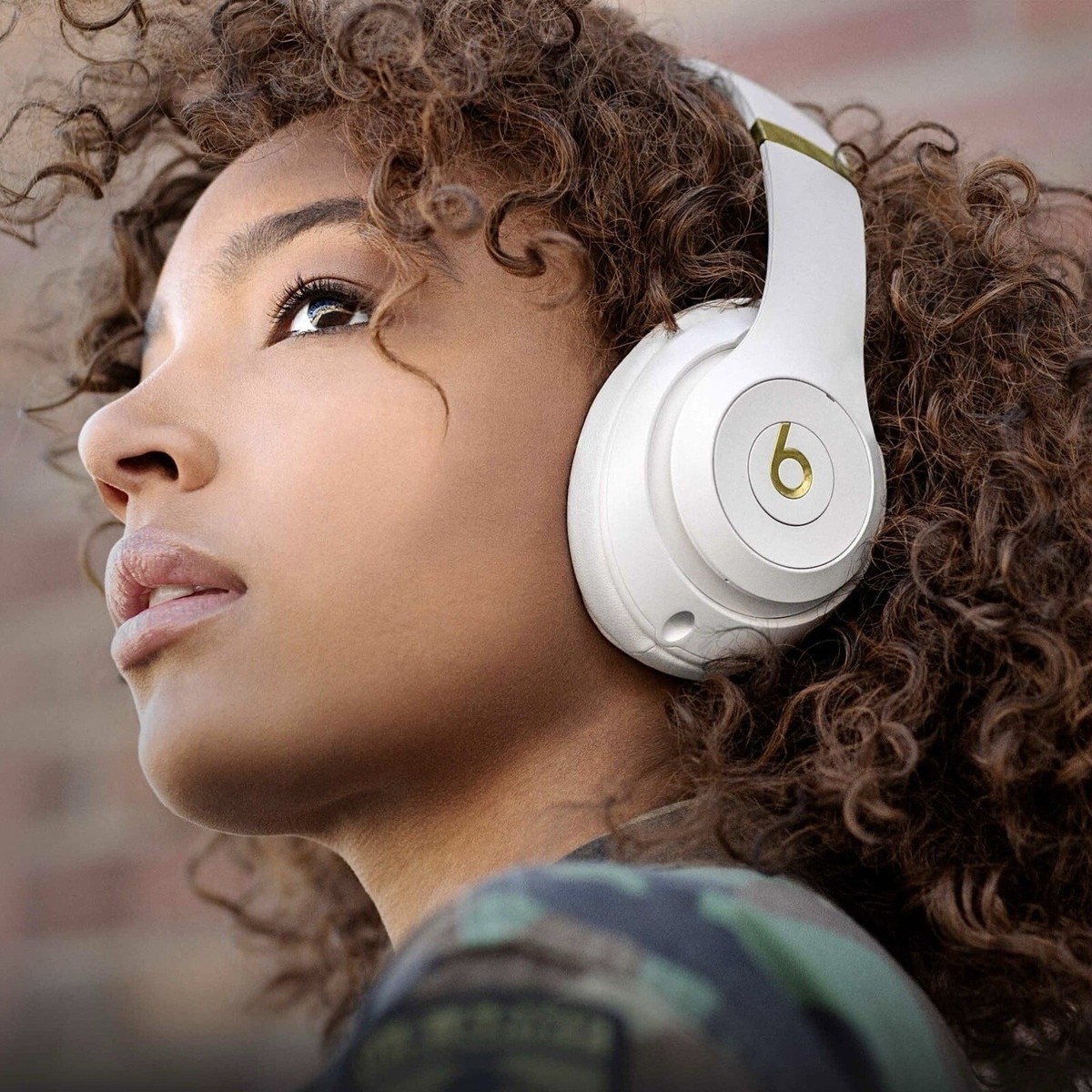 Beats Studio3 Wireless Bluetooth Headphones Beats by Dr Dre