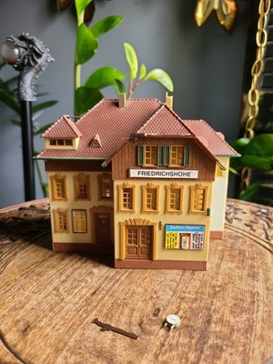 Vintage Faller B-110 H0 Friedrichshöhe Train Station Assembled Model Railroad