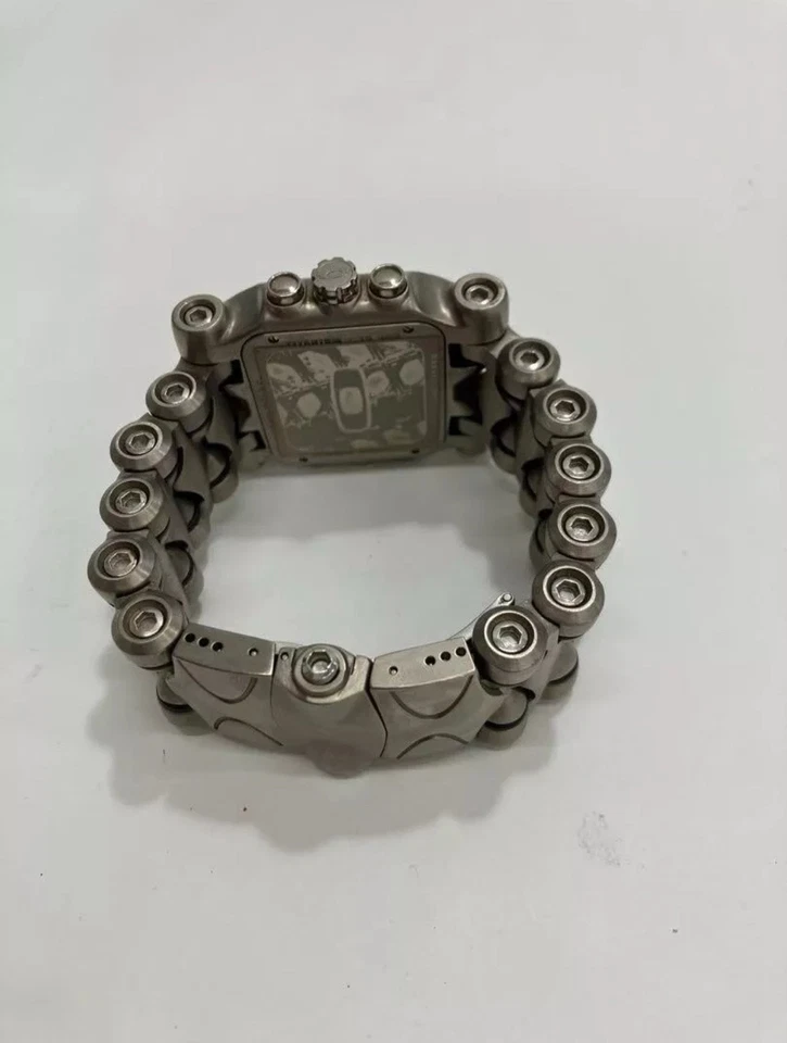 Reloj Oakley Minute Machine Cobre Titanio Hecho Subesferas Foto 4 de 4