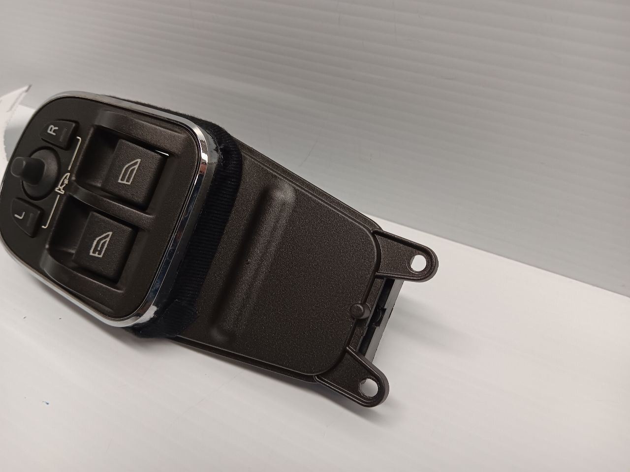 2012 Aston Martin Vantage Master Window Switch Control Panel Button 9G3314540AA