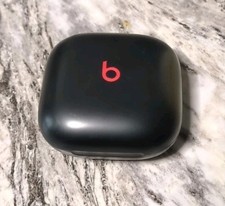 Charging case for Beats Fit Pro   True Wireless Earbuds   Black Pre-owned