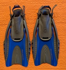 Pair of U.S. Divers Snorkeling Fins/Flippers for Men/Women - S/M