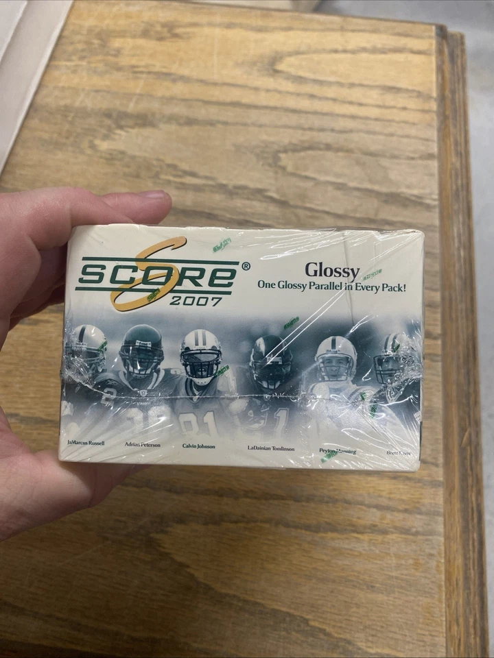 2007 Score Football Box Factory Sealed 36 Packs 7 Cards Inscriptions - Image 3 of 4