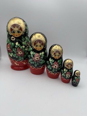 Vtg Matryoshka Russian Wood Nesting Dolls Hand Painted Signed 5 Piece 6.5'' Tall