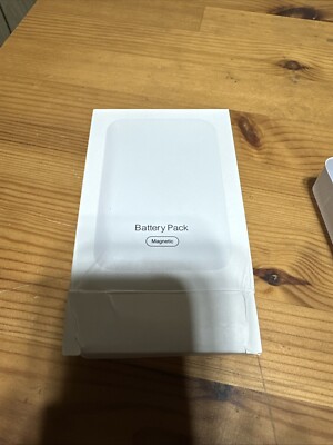 MagSafe Battery Pack Portable Charger for Phone White