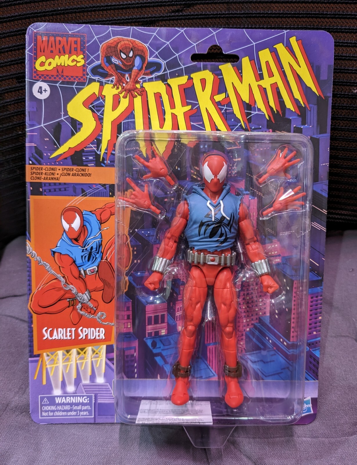 HASBRO MARVEL LEGENDS RETRO COLLECTION SCARLET SPIDER.