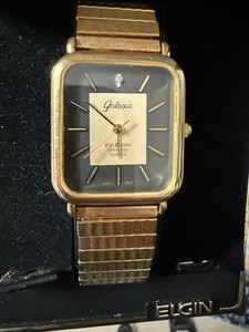 NIB Vintage Galaxies by Elgin Diamond Accent Square Gold Tone Wide Band Watch NIB Vintage Galaxies by Elgin Diamond Accent | Mercari main image 4