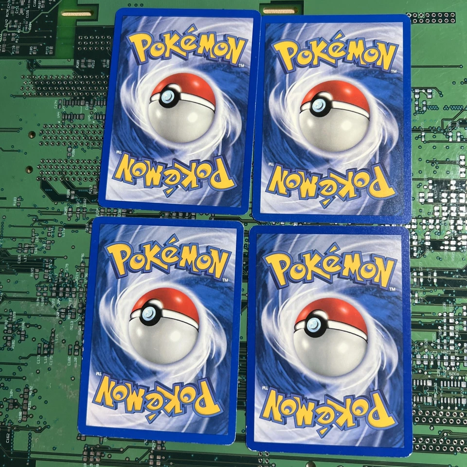 New Pokedex 95/111 Neo Genesis Trainer Pokemon Card Vintage 4 - Image 4 of 4