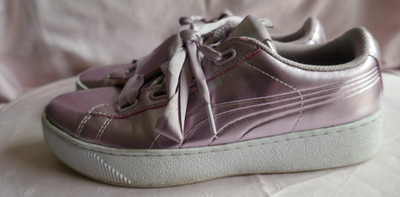  PUMA DAMEN SNEAKER VIKKY PLATTFORM RIBBON GRÖßE 40 METALLIC HELL-LILA GETRAGEN