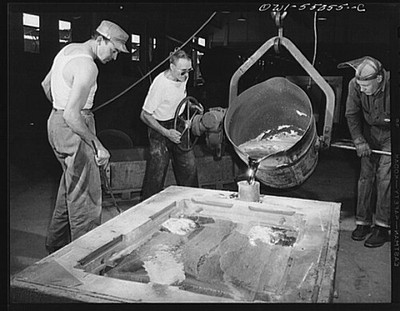 Photo:North American Foundry 1942 Kirksite Pouring Plane Parts Workers