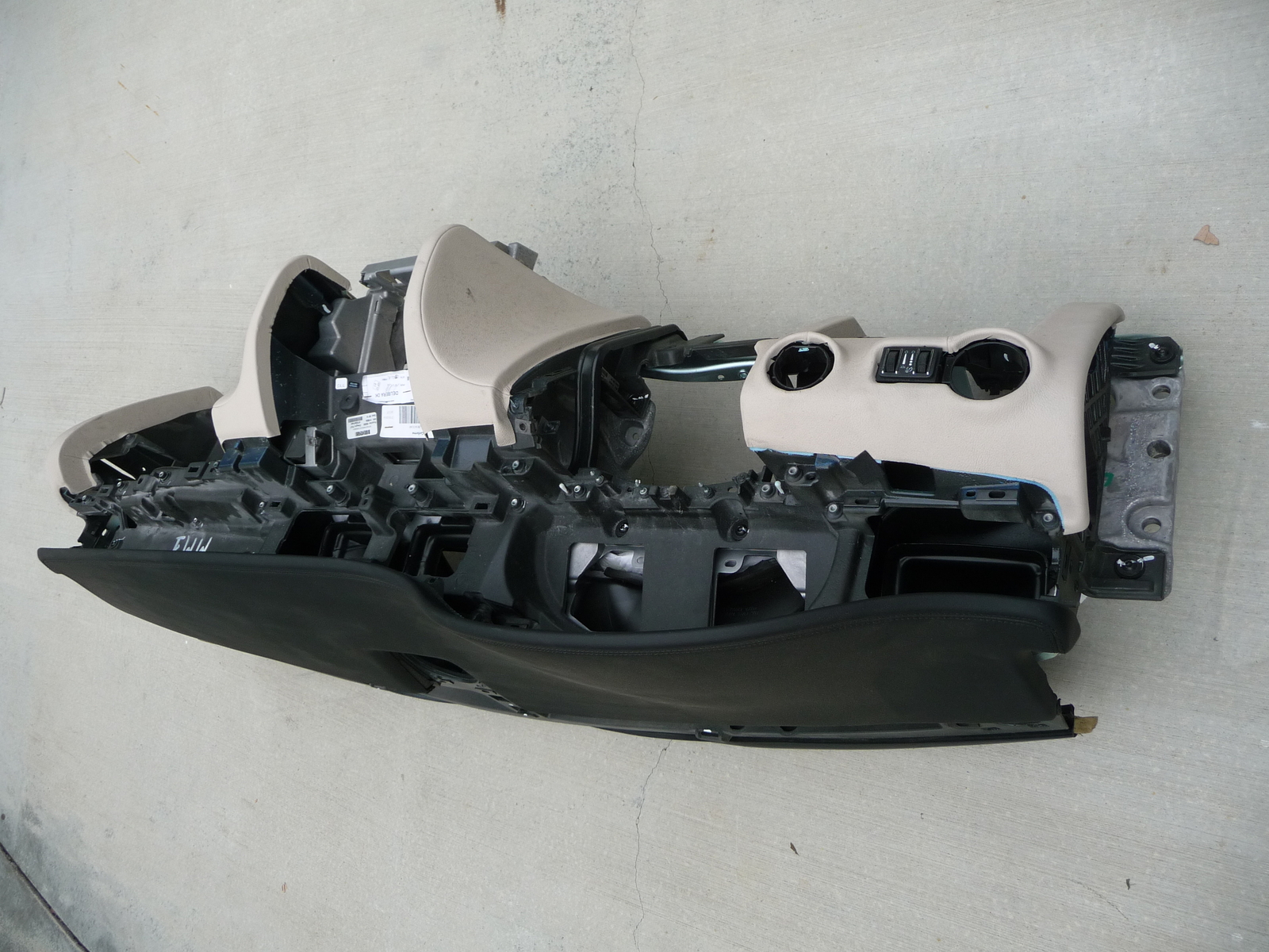 2014 Maserati Quattroporte QTP M156 Dashboard Unit 6700247440, Nero-Beige OEM OE